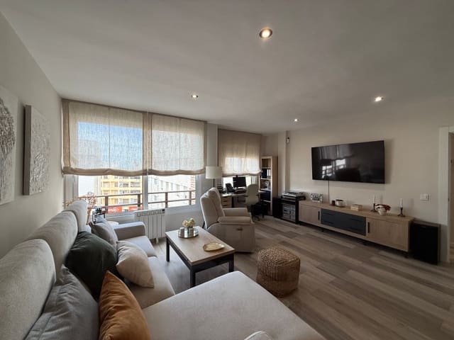 2 bedroom Flat for sale in Garrucha with garage - € 248,000 (Ref: 9610292)