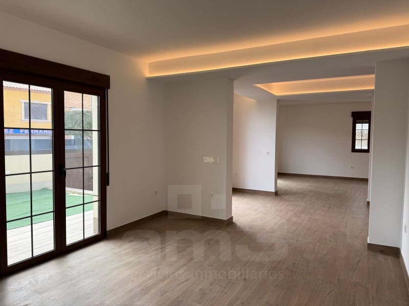 4 makuuhuone Huvila myytävänä paikassa Antas mukana 
autotalli - 490 000 € (Ref: 9610293)