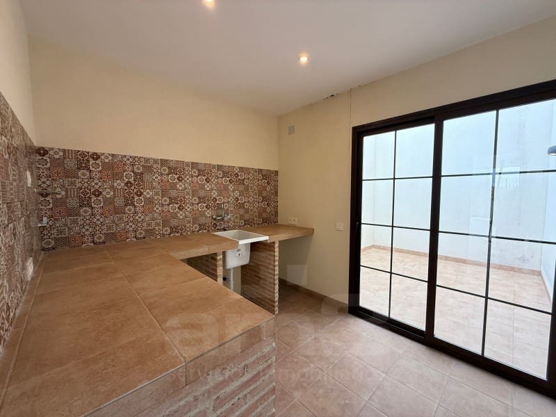 4 makuuhuone Huvila myytävänä paikassa Antas mukana 
autotalli - 490 000 € (Ref: 9610293)