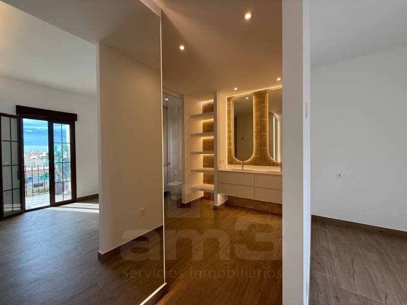 4 makuuhuone Huvila myytävänä paikassa Antas mukana 
autotalli - 490 000 € (Ref: 9610293)