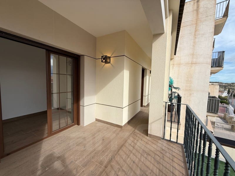 4 makuuhuone Huvila myytävänä paikassa Antas mukana 
autotalli - 490 000 € (Ref: 9610293)