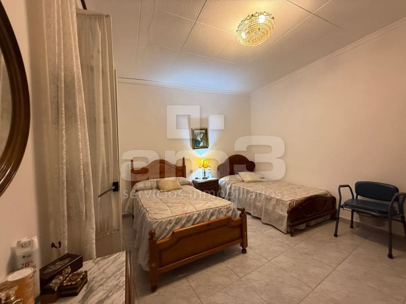 5 makuuhuone Omakotitalo myytävänä paikassa Vera - 195 000 € (Ref: 9610296)