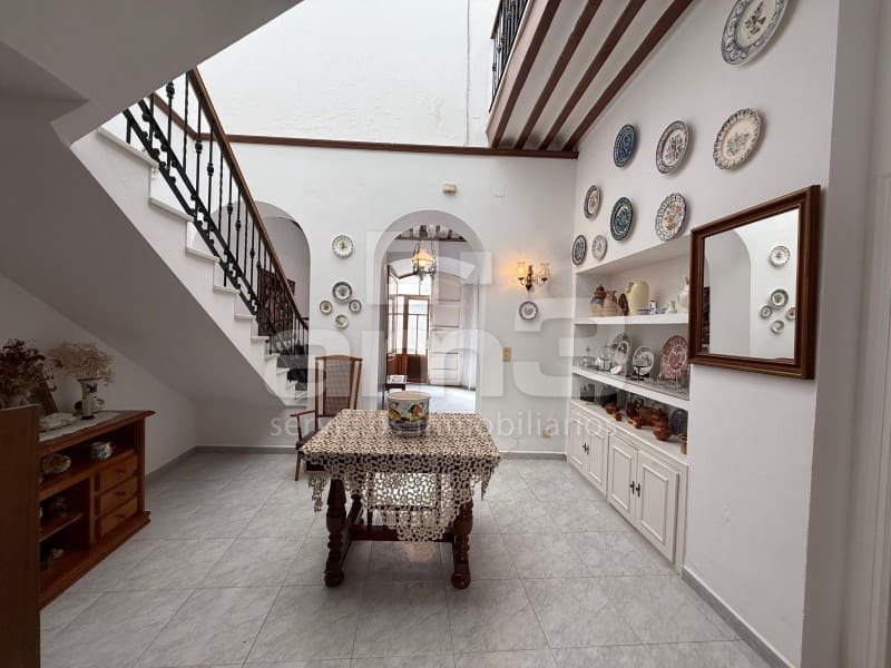 5 makuuhuone Omakotitalo myytävänä paikassa Vera - 195 000 € (Ref: 9610296)