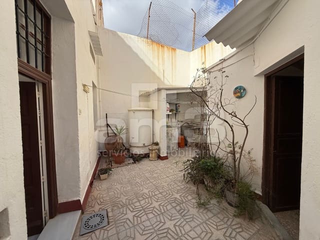 5 makuuhuone Omakotitalo myytävänä paikassa Vera Ciudad, Vera - 195 000 € (Ref: 9610296)