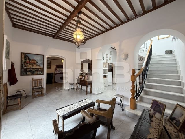 5 makuuhuone Omakotitalo myytävänä paikassa Vera Ciudad, Vera - 195 000 € (Ref: 9610296)