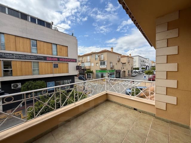 Chalet de 4 habitaciones en Vera Ciudad, Vera en venta con garaje - 685.000 € (Ref: 9644708)