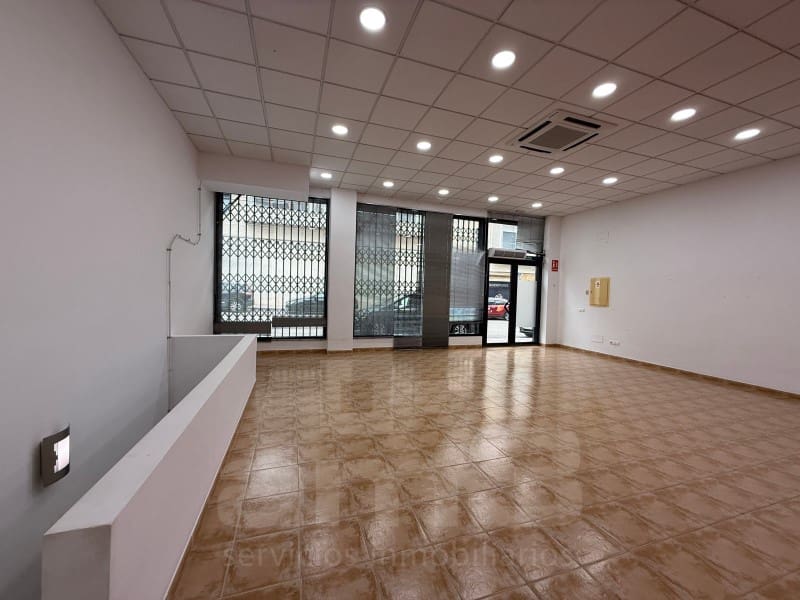 Erhverv til leje i Vera - € 700 (Ref: 9670405)