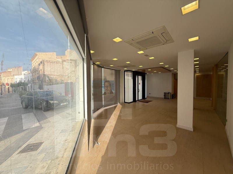 Erhverv til leje i Vera - € 1.300 (Ref: 9751916)