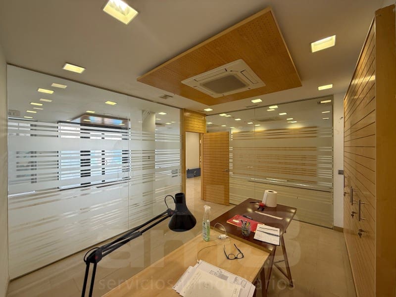 Erhverv til leje i Vera - € 1.300 (Ref: 9751916)