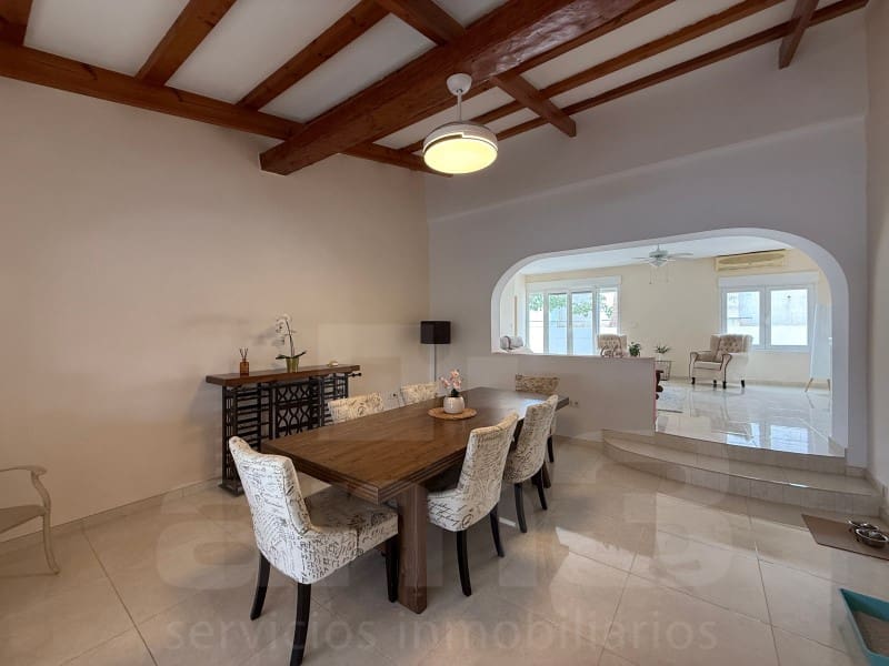 4 bedroom Villa for sale in Antas with garage - € 625,000 (Ref: 9770577)