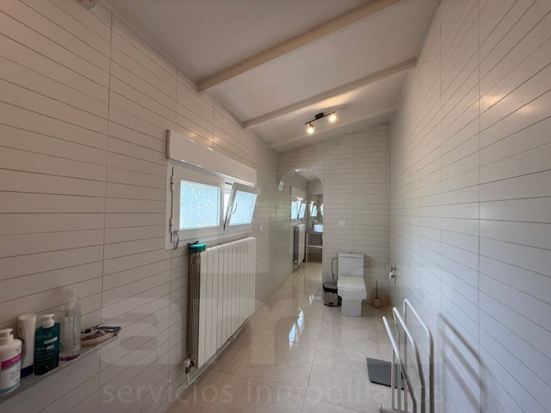 4 bedroom Villa for sale in Antas with garage - € 625,000 (Ref: 9770577)