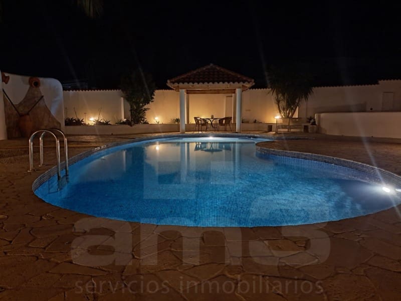 4 bedroom Villa for sale in Antas with garage - € 625,000 (Ref: 9770577)