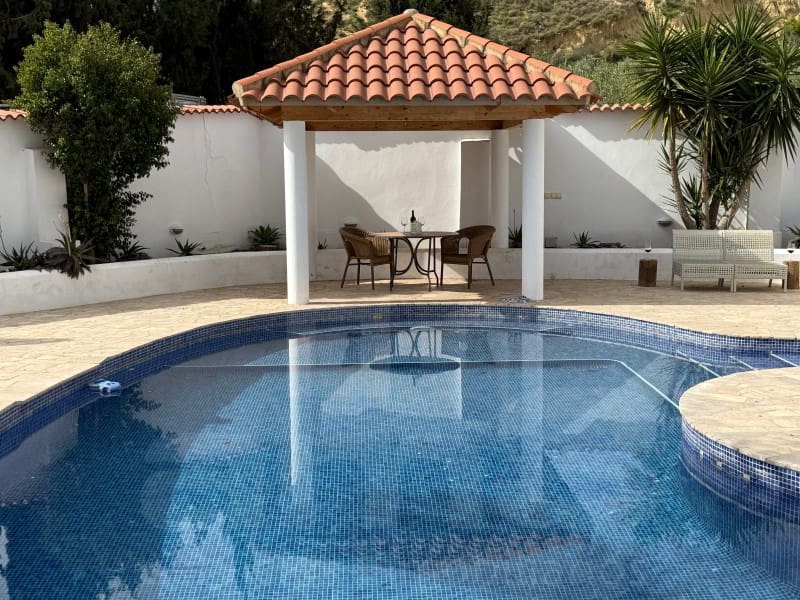 4 bedroom Villa for sale in Antas with garage - € 625,000 (Ref: 9770577)