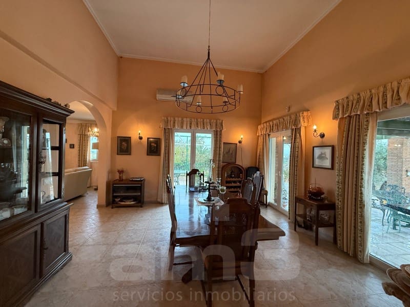 4 soverom Villa til salgs i Vera med garasje - € 449 000 (Ref: 9770578)