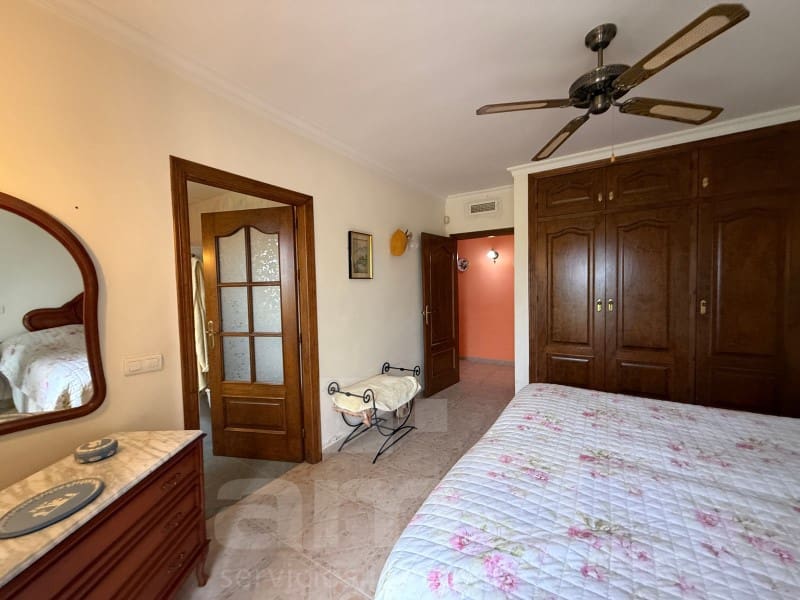 4 soverom Villa til salgs i Vera med garasje - € 449 000 (Ref: 9770578)