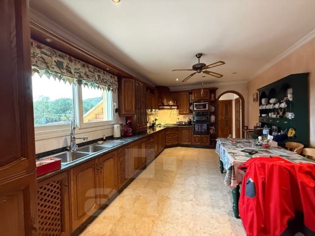 4 sypialnia Willa na sprzedaż w Vera Ciudad, Vera z garażem - 449 000 € (Ref: 9770578)