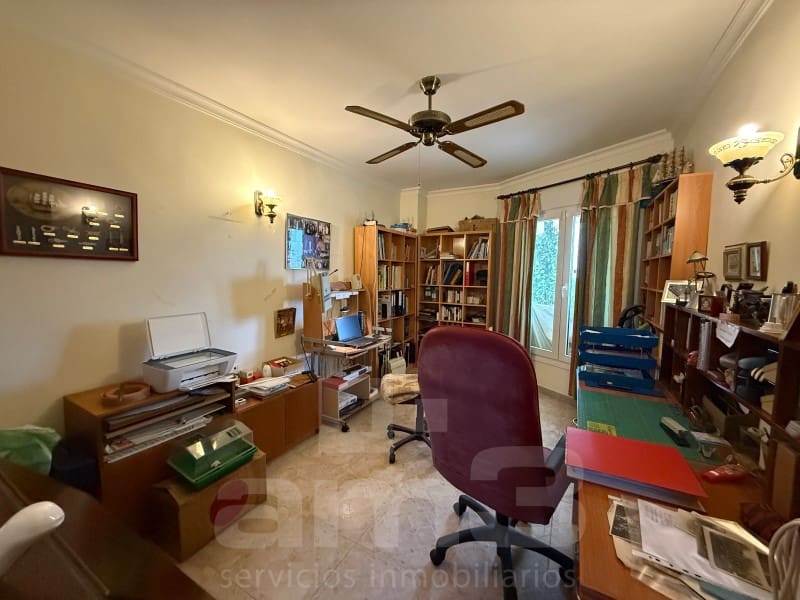 4 soverom Villa til salgs i Vera med garasje - € 449 000 (Ref: 9770578)