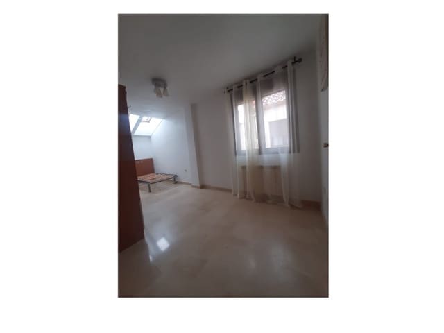 3 soverom Leilighet til salgs i Manzanares med svømmebasseng garasje - € 150 000 (Ref: 9794510)