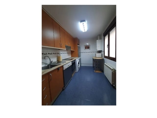 3 soverom Leilighet til salgs i Manzanares med svømmebasseng garasje - € 150 000 (Ref: 9794510)