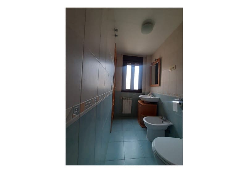 3 soverom Leilighet til salgs i Manzanares med svømmebasseng garasje - € 150 000 (Ref: 9794510)