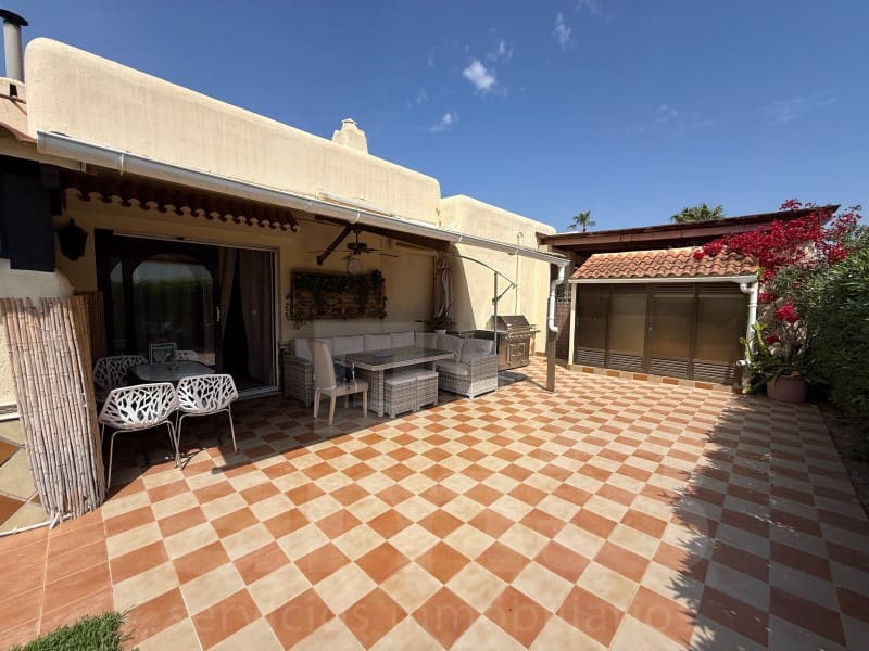 3 bedroom Villa for sale in Puerto del Rey with garage - € 535,000 (Ref: 9822723)