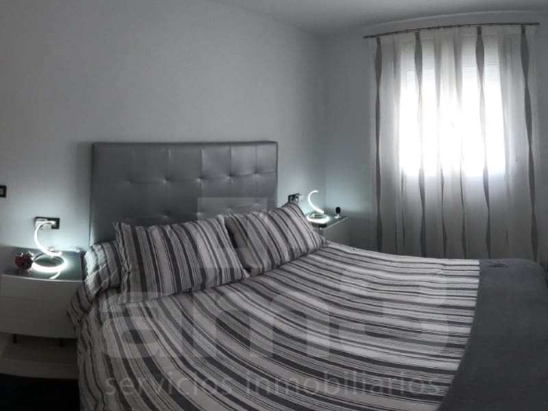 Penthouse for sale in Vera with garage - € 125,000 (Ref: 9829007)