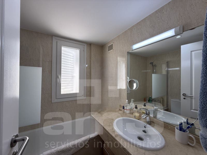 3 bedroom Apartment for sale in Garrucha with garage - € 315,000 (Ref: 9839454)