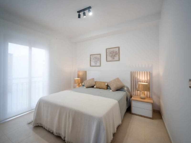 Flat for sale in Cuevas del Almanzora with pool garage - € 125,900 (Ref: 9851610)