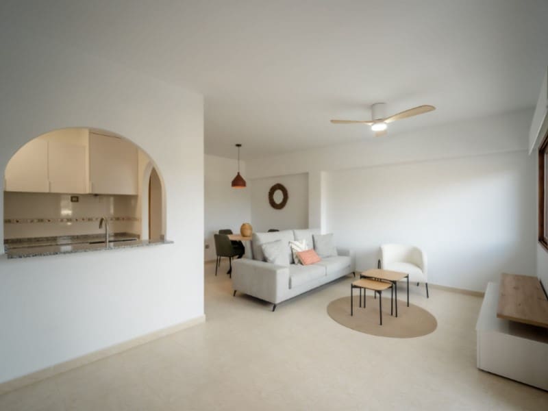Flat for sale in Cuevas del Almanzora with pool garage - € 125,900 (Ref: 9851610)