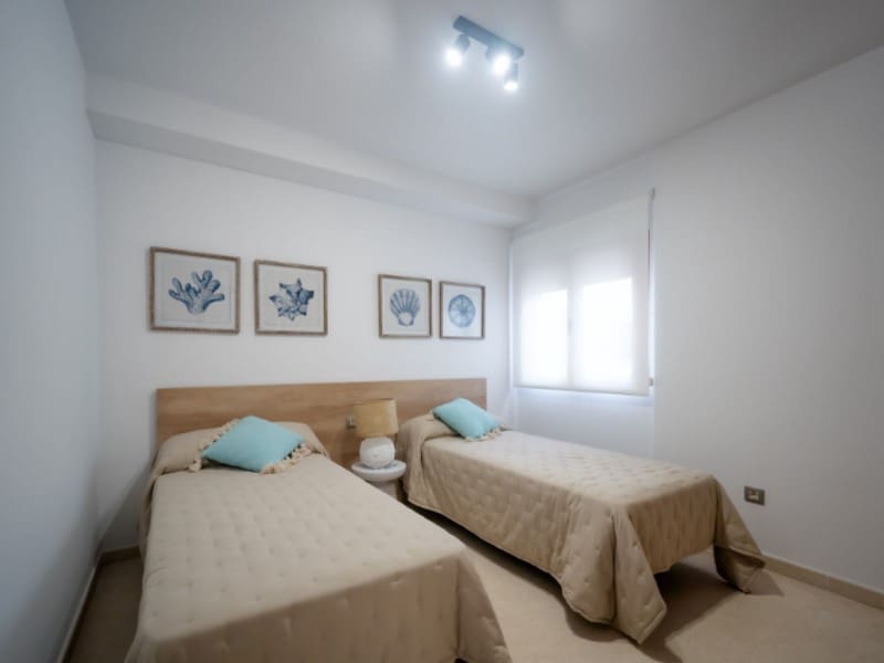 Flat for sale in Cuevas del Almanzora with pool garage - € 125,900 (Ref: 9851610)