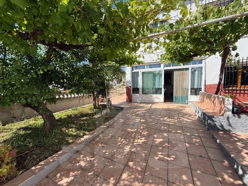 5 bedroom Finca/Country House for sale in Lubrin with garage - € 230,000 (Ref: 9873207)