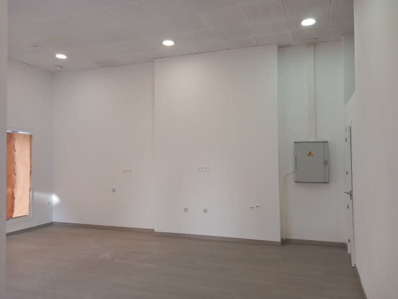 Business for rent in Vera - € 900 (Ref: 9966387)