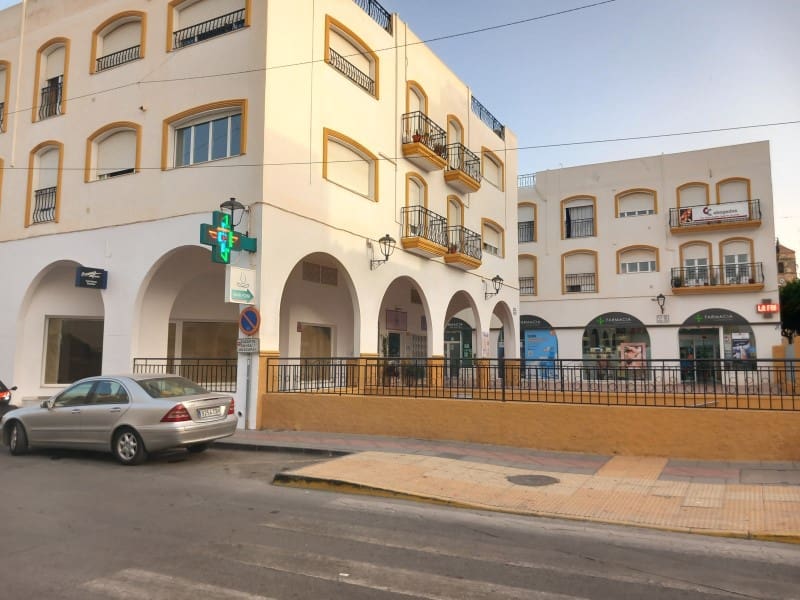 Business for rent in Vera - € 900 (Ref: 9966387)