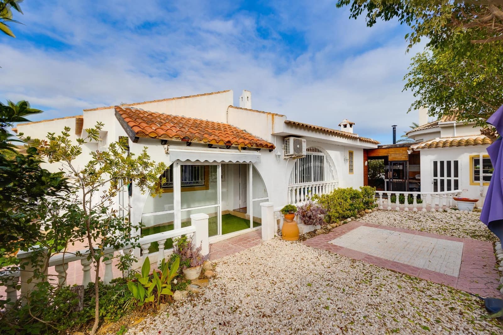 3 makuuhuone Huvila myytävänä paikassa Pueblo Lucero - 259 000 € (Ref: 9574813)