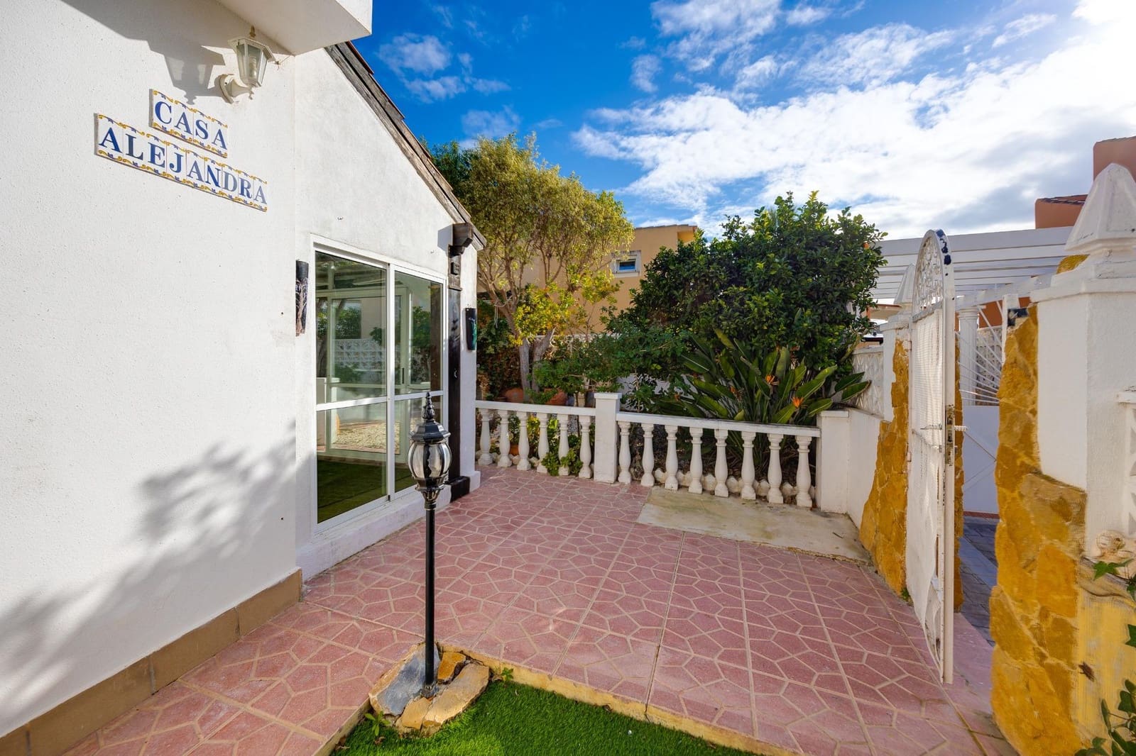 3 makuuhuone Huvila myytävänä paikassa Pueblo Lucero - 259 000 € (Ref: 9574813)