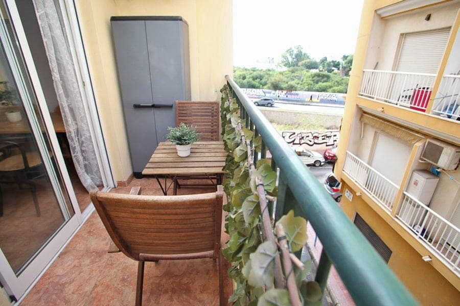 2 quarto Apartamento para venda em Torrevieja - 145 000 € (Ref: 9574826)