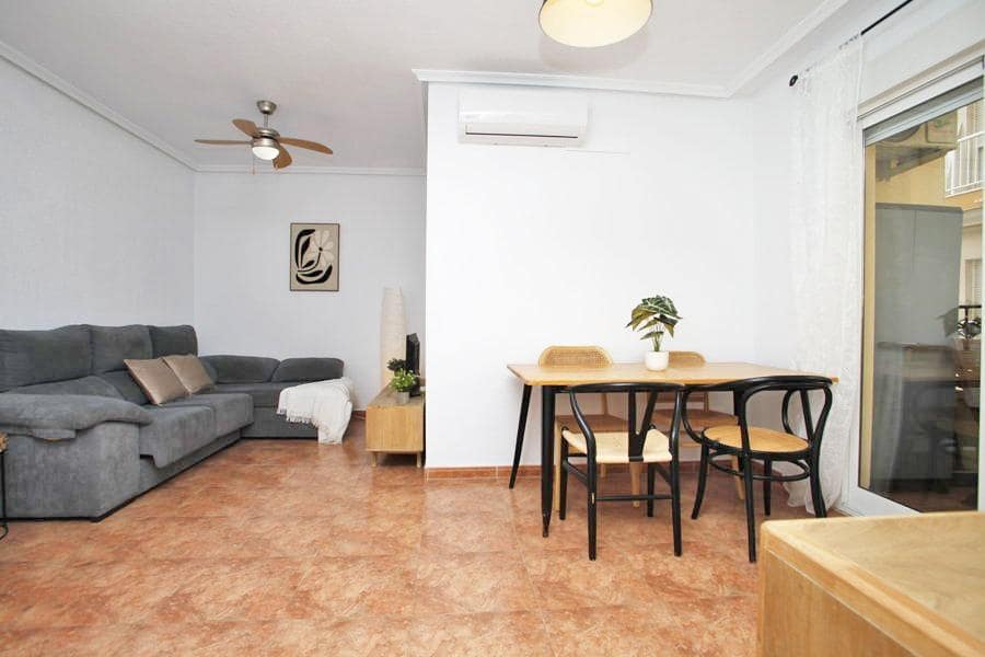 2 quarto Apartamento para venda em Torrevieja - 145 000 € (Ref: 9574826)