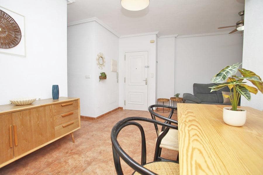 2 quarto Apartamento para venda em Torrevieja - 145 000 € (Ref: 9574826)