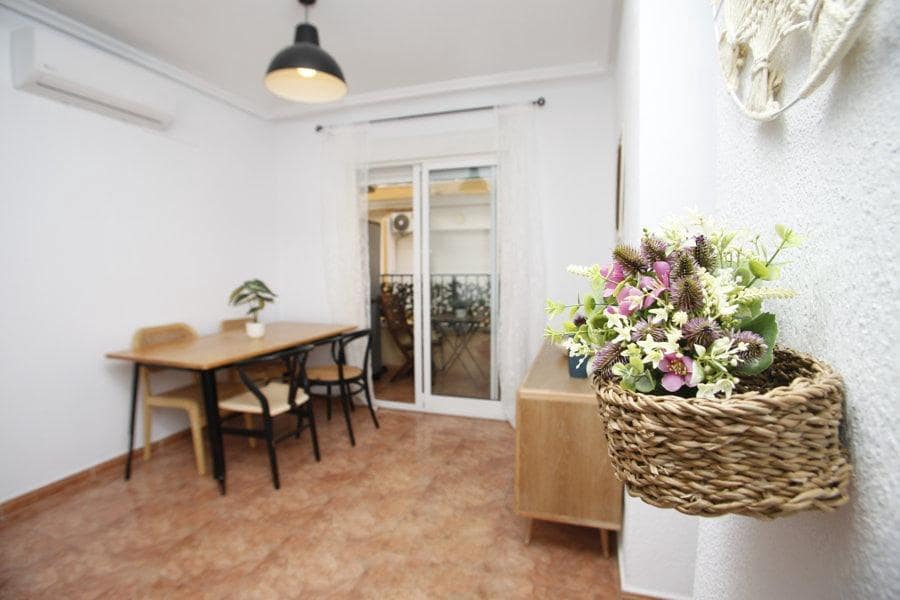 2 quarto Apartamento para venda em Torrevieja - 145 000 € (Ref: 9574826)