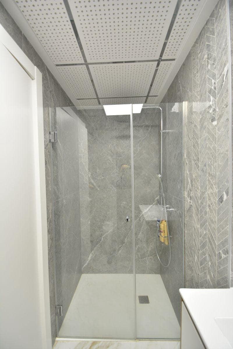 3 sovrum Lägenhet till salu i Guardamar del Segura med garage - 365 000 € (Ref: 9583087)