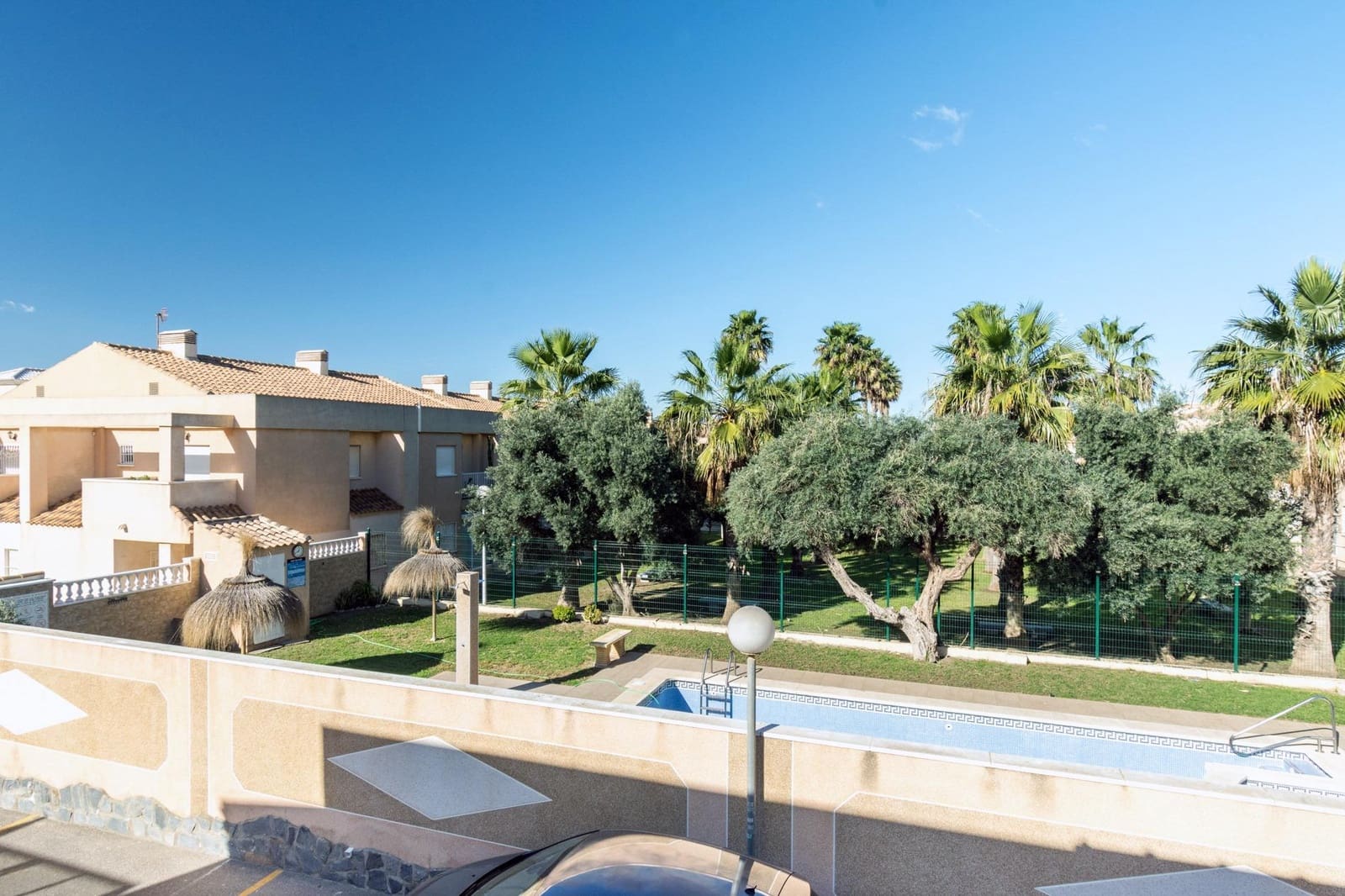 2 sypialnia Dom szeregowy na sprzedaż w Torrevieja z basenem - 190 000 € (Ref: 9637836)