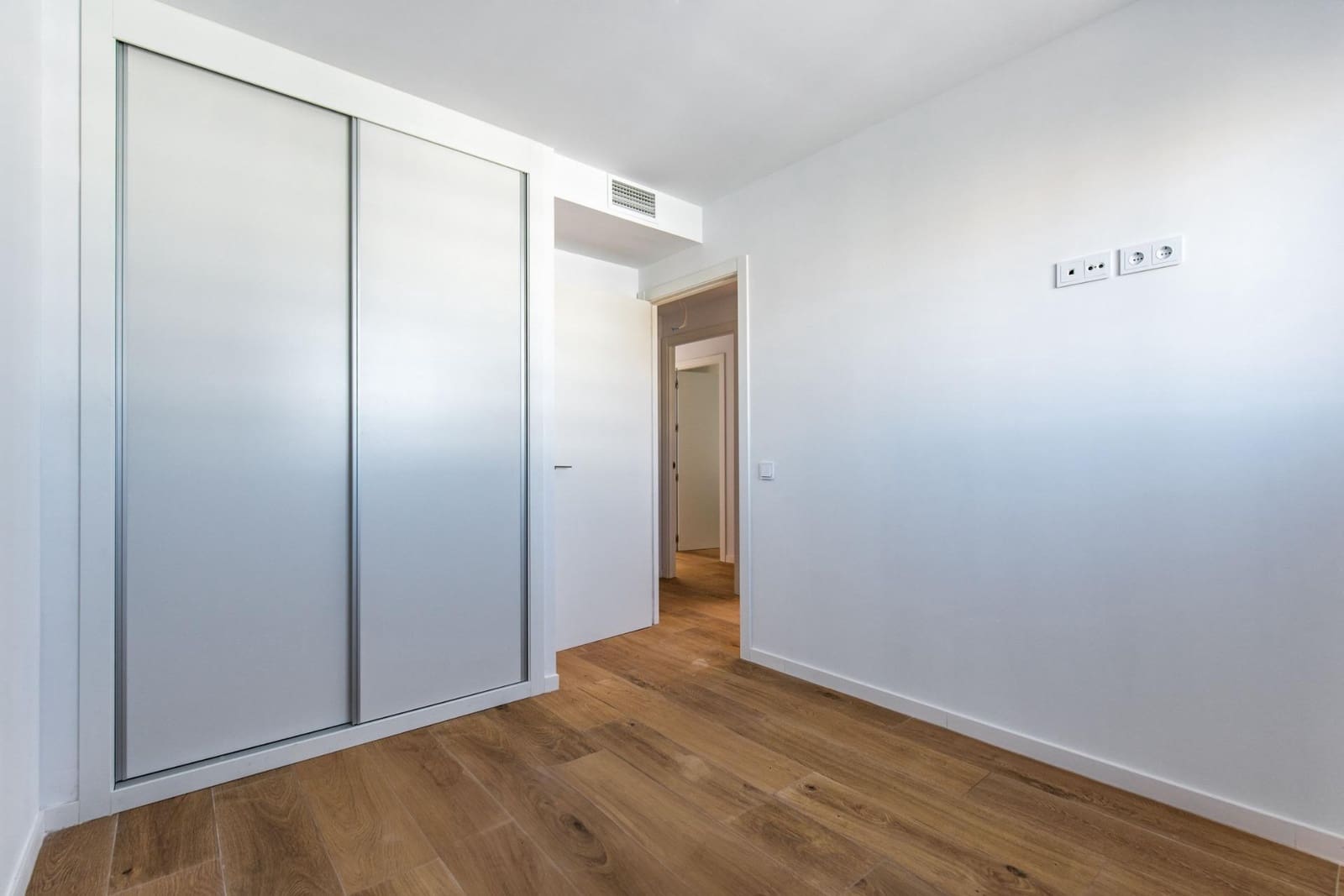 3 Zimmer Penthouse zu verkaufen in Alicante / Alacant Stadt mit Pool - 499.000 € (Ref: 9637837)