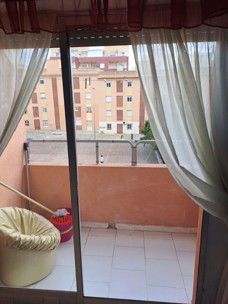 Studio zu verkaufen in Torrevieja - 69.900 € (Ref: 9637845)