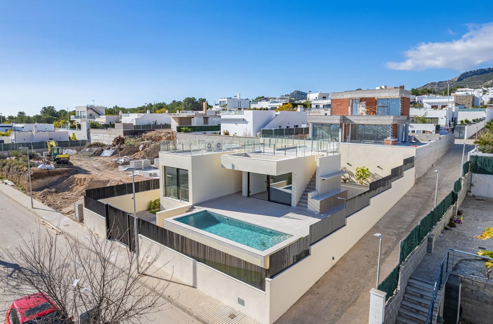 4 quarto Moradia para venda em Polop com piscina - 970 000 € (Ref: 9637849)