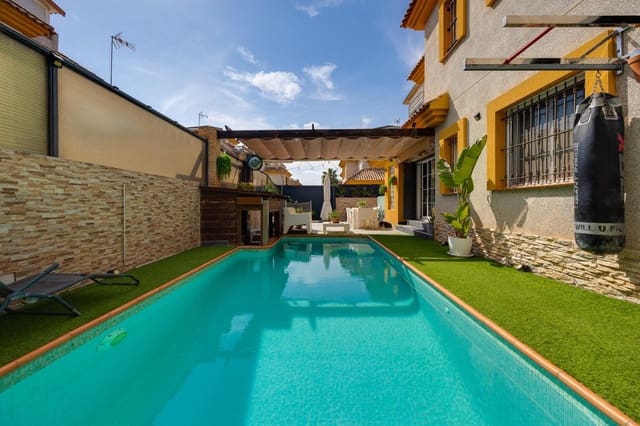 3 quarto Moradia para venda em Los Montesinos com piscina - 349 500 € (Ref: 9677655)