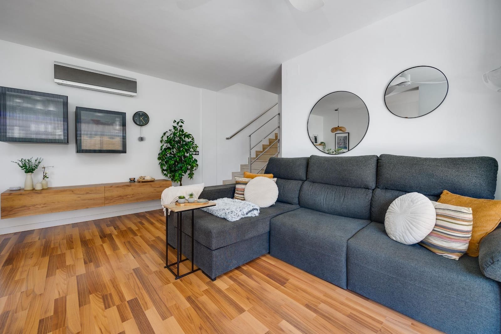 3 quarto Moradia para venda em Los Montesinos com piscina - 349 500 € (Ref: 9677655)