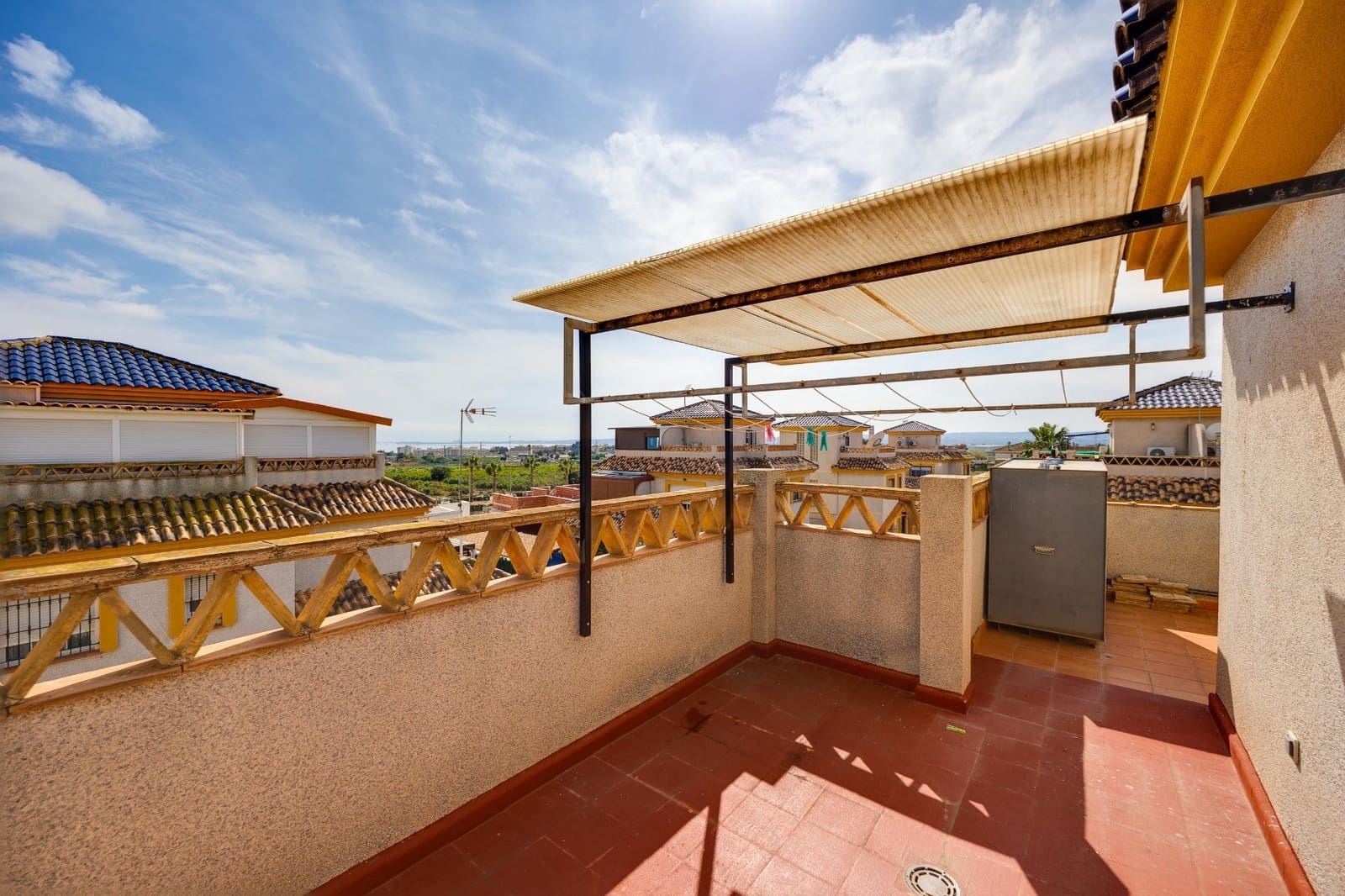 3 quarto Moradia para venda em Los Montesinos com piscina - 349 500 € (Ref: 9677655)