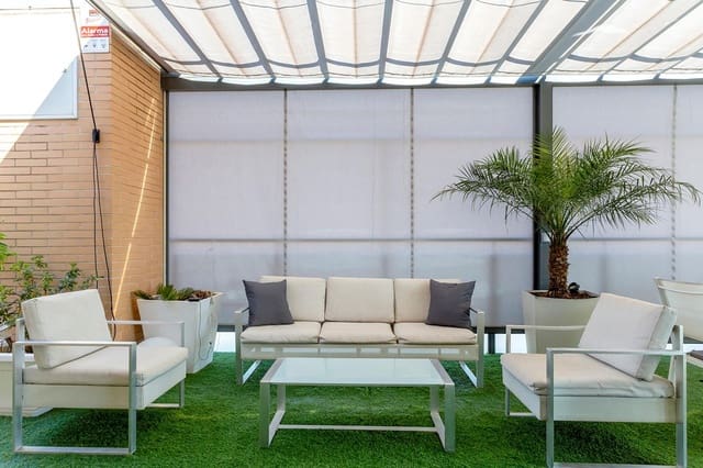 3 quarto Penthouse para venda em Alicante cidade com piscina - 1 100 000 € (Ref: 9732442)