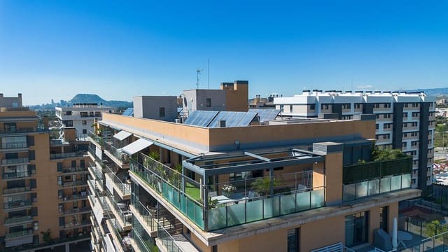 3 quarto Penthouse para venda em Alicante cidade com piscina - 1 100 000 € (Ref: 9732442)