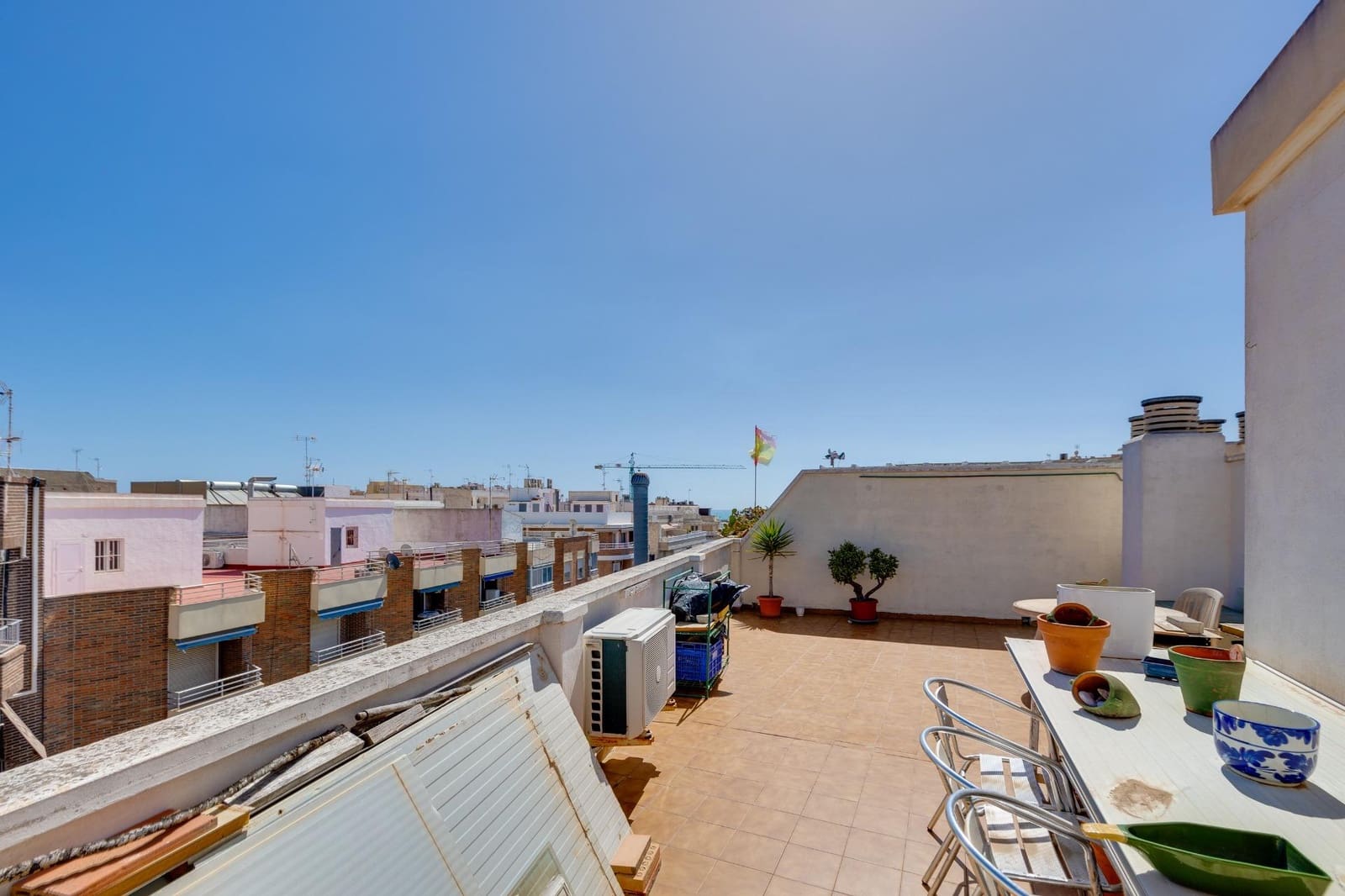 2 bedroom Penthouse for sale in Torrevieja - € 175,000 (Ref: 9739082)